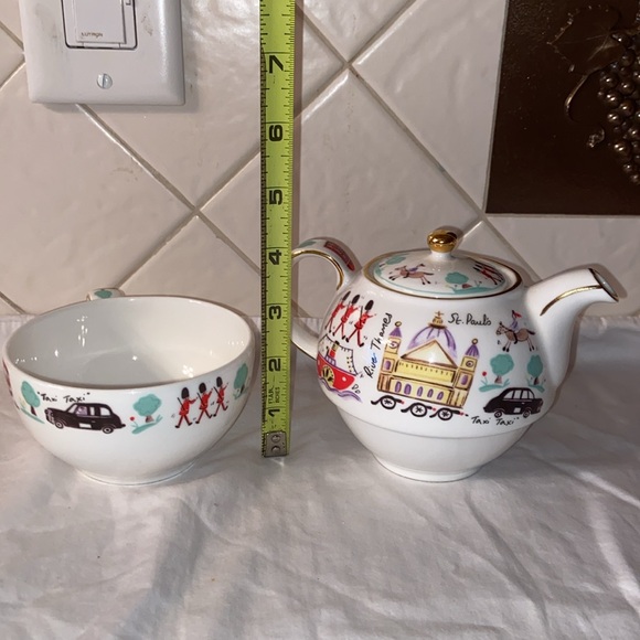 New James Sadler “London Travel” Tea for One - Picture 9 of 12